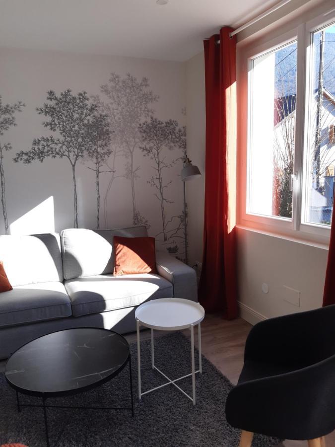 T3 Neuf 65M2 5 Personnes Avec Jardin Au Calme, Menage Inclus, Local Velo Appartement Bagnères-de-Luchon Buitenkant foto
