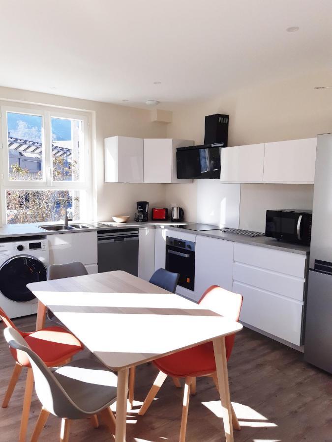 T3 Neuf 65M2 5 Personnes Avec Jardin Au Calme, Menage Inclus, Local Velo Appartement Bagnères-de-Luchon Buitenkant foto